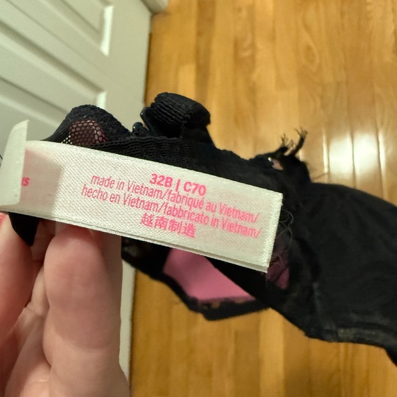 PINK Victoria's Secret Black, Red, and Blue Bra Set - Picture 5 of 5